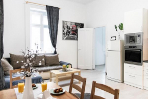 Dora apartment near Buda Castle with PARKING!